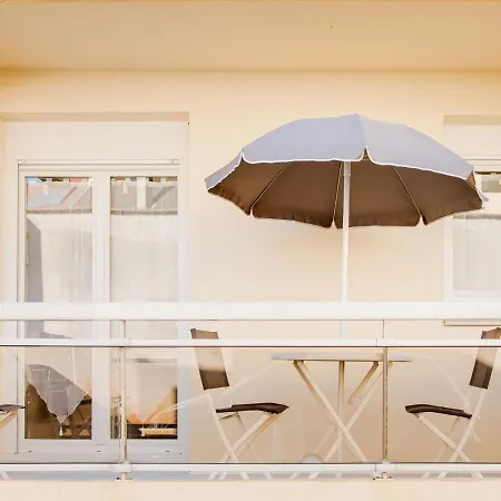 Attractive Apartment In Chaumont With A Balcony Extérieur photo