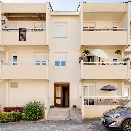 Attractive Apartment In Chaumont With A Balcony Extérieur photo